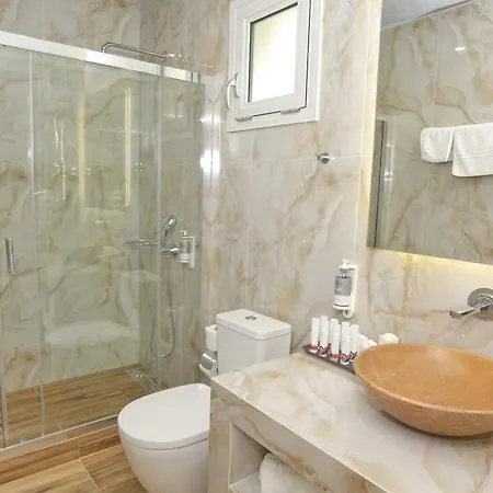 Alia Palace Hotel & Villas-2